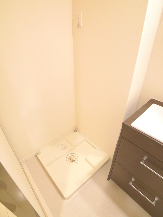 洗濯機置場 TOMATO