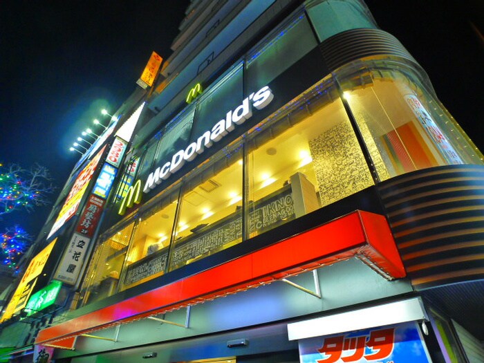 商店街(ショッピングセンター/アウトレットモール)まで10m ベルモツインズ