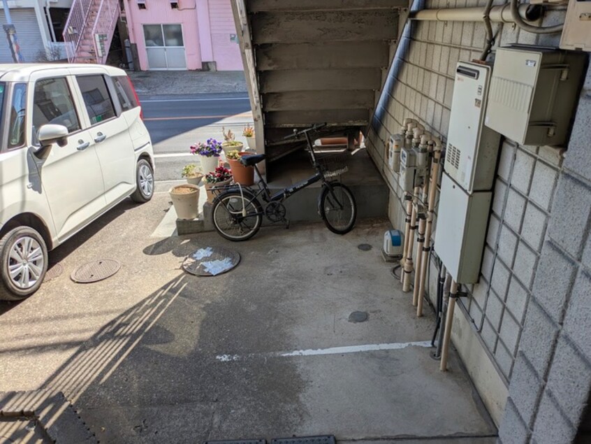 駐輪場 メゾンキュービック