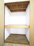 収納 エクセルハイツ