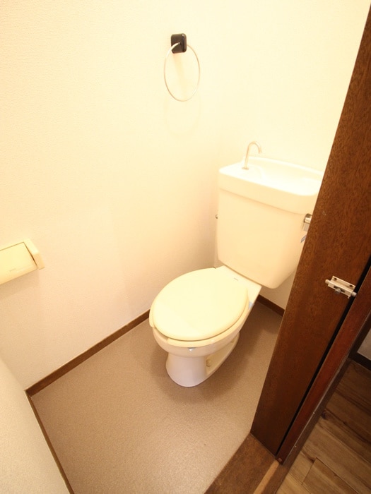 トイレ エクセルハイツ