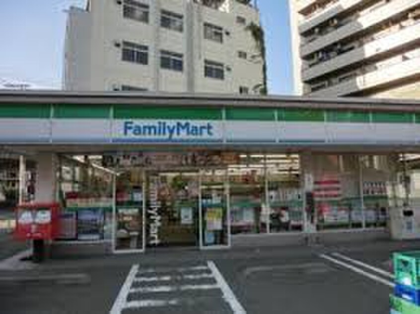 ファミリーマートサンズ相模原町田駅店(コンビニ)まで277m ＧＲＡＮＤ　ＣＨＡＲＩＯＴ
