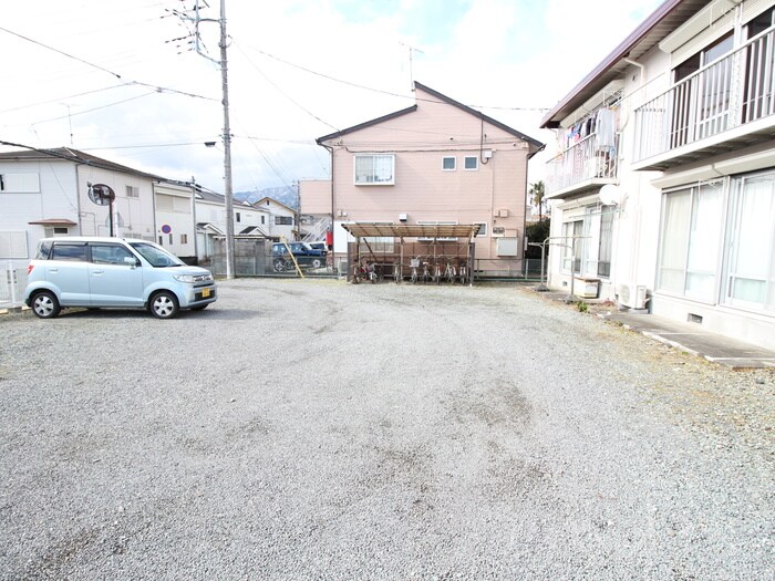 駐車場 メゾン城北