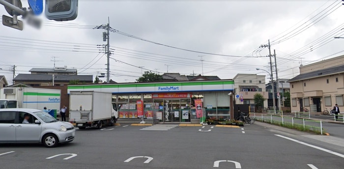 ファミリ－マ－ト田中町店(コンビニ)まで250m グリ－ンヒルズ
