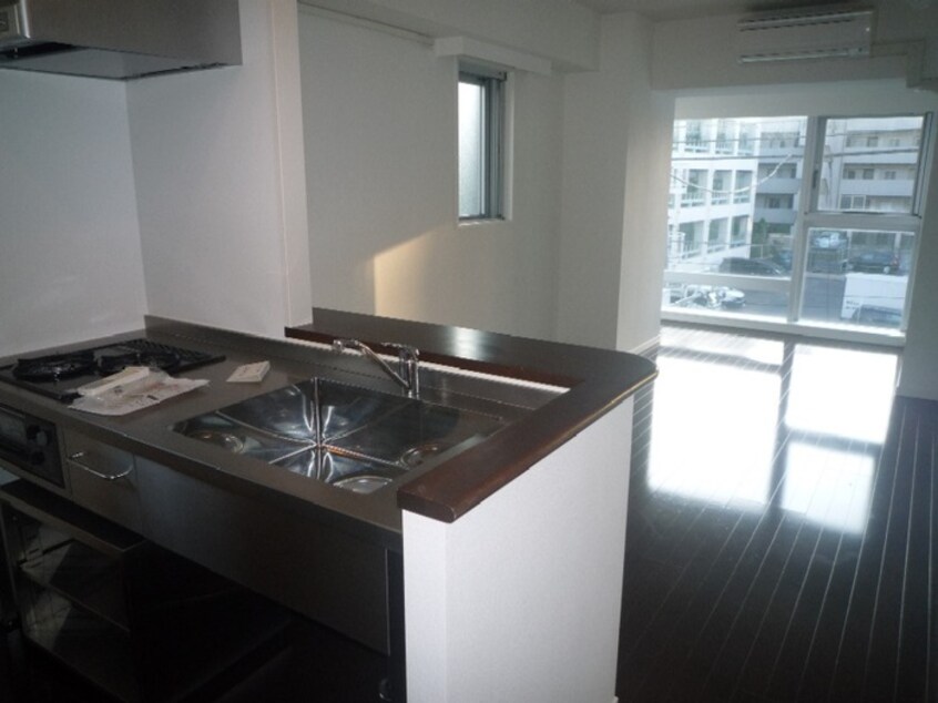 内観写真 ＶＩＡ　ＬＡＴＴＥＡ　志村