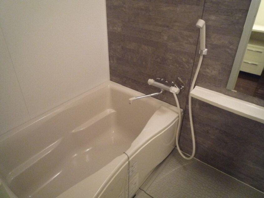 内観写真 ＶＩＡ　ＬＡＴＴＥＡ　志村