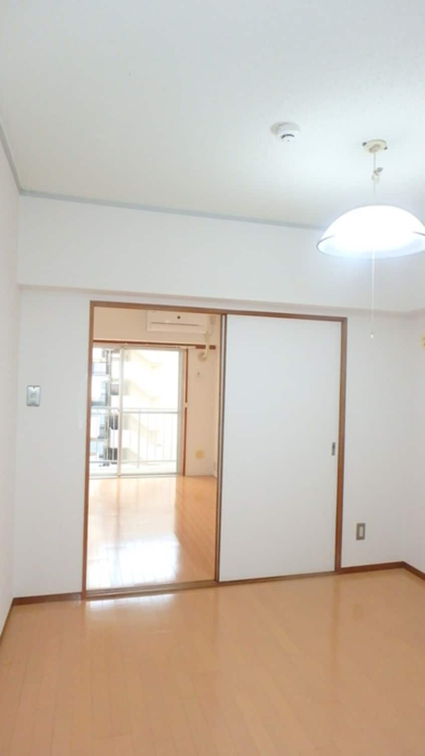 居室 アルバーノ立川