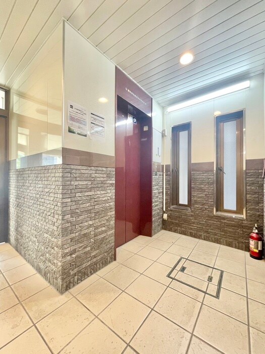 エントランス部分 インプル－ブ西巣鴨