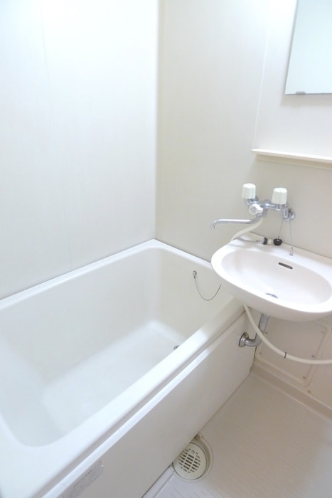 バス／シャワールーム等 シャイニ－ハウス