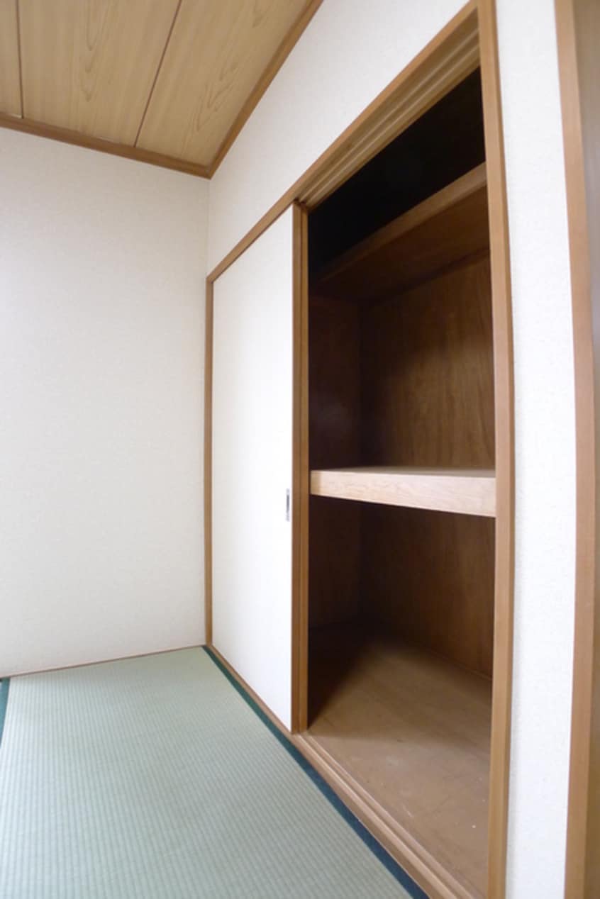収納 シャイニ－ハウス