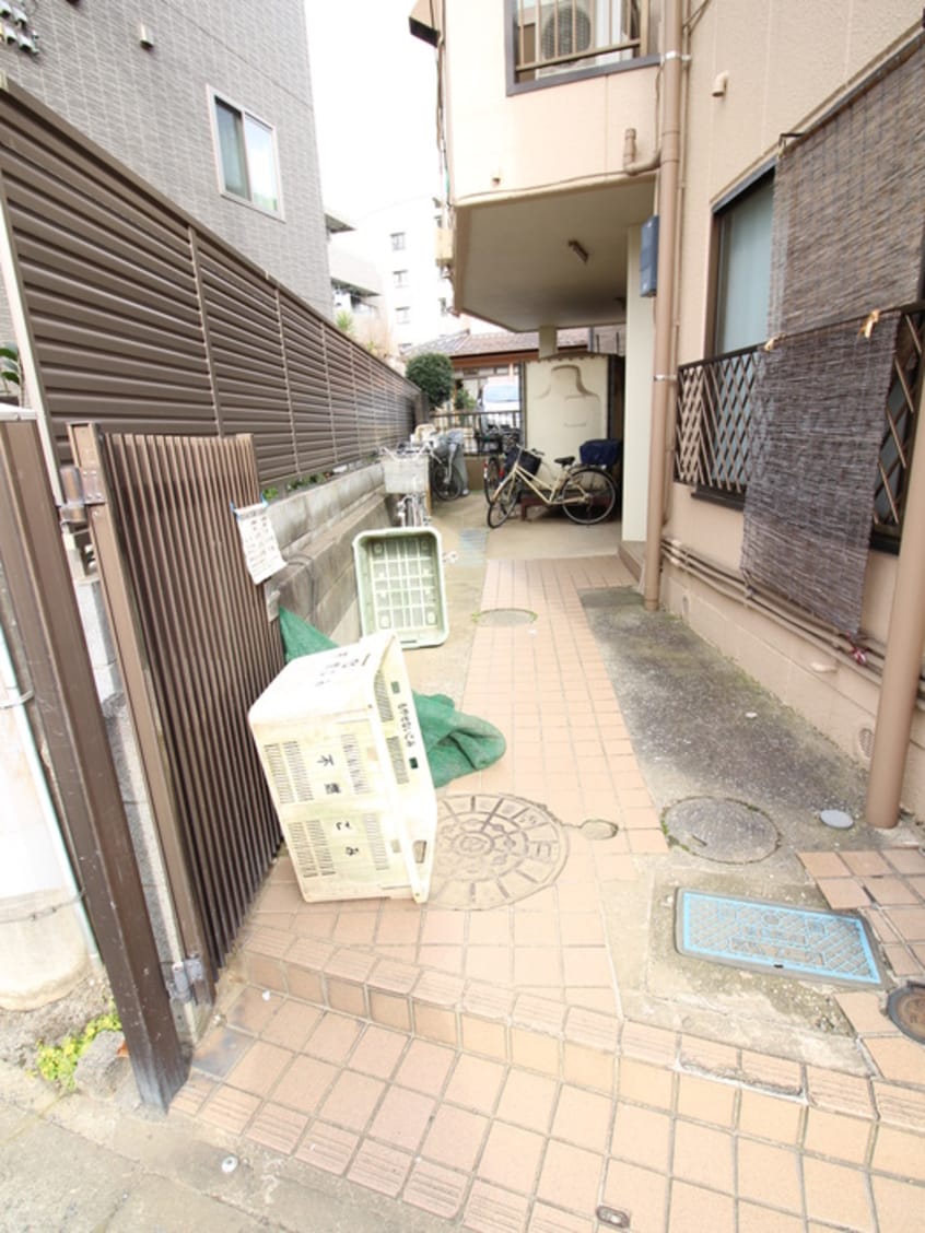 エントランス部分 渡辺コーポ
