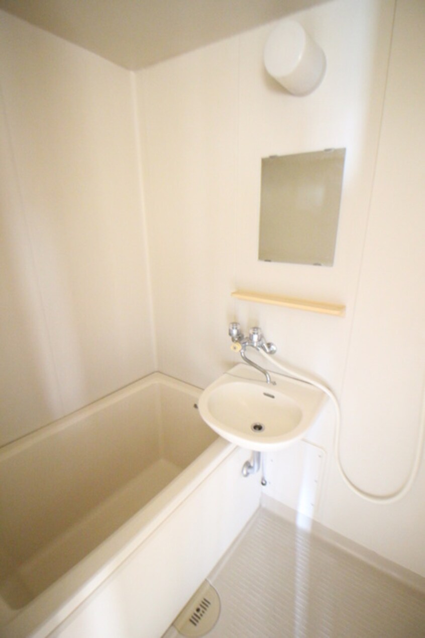 バス／シャワールーム等 サンモール相模