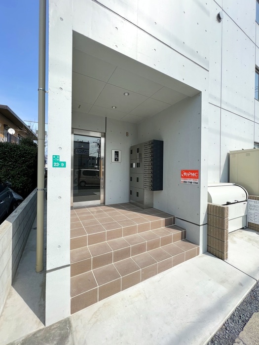 エントランス部分 ボヌール北谷