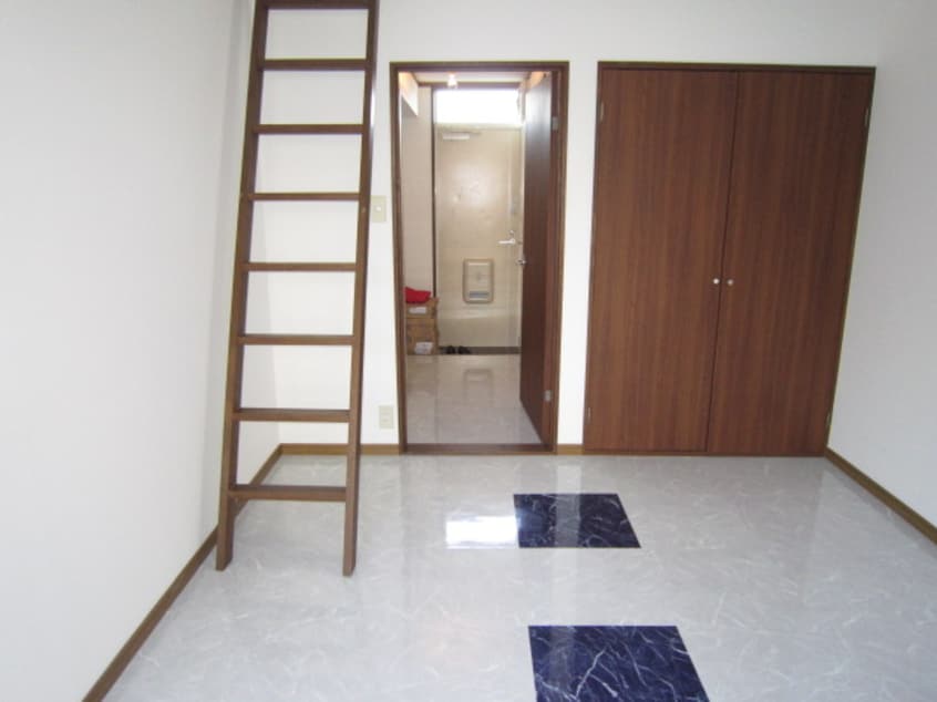 居室 ホワイトハイツ