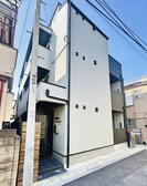 エクセラン東立石の外観