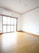 居室 メゾン弦巻