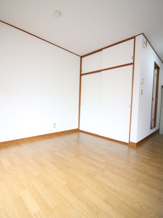 居室 メゾン弦巻