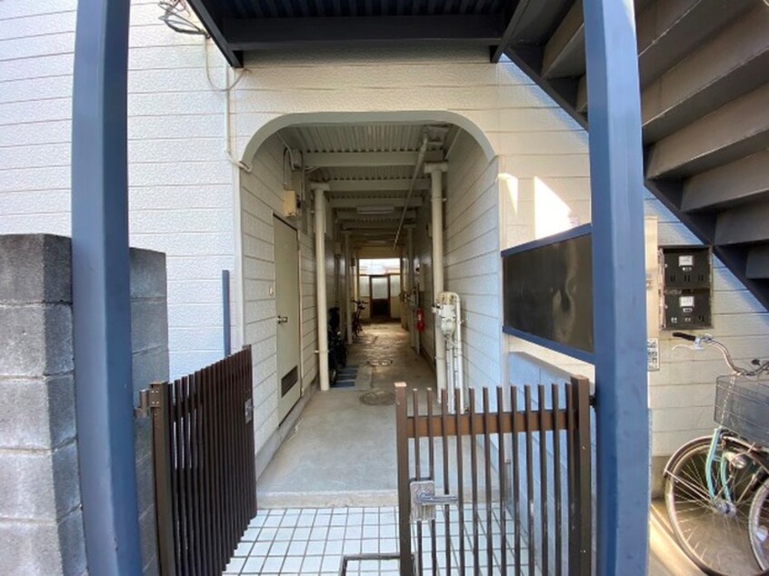 エントランス部分 メゾン弦巻