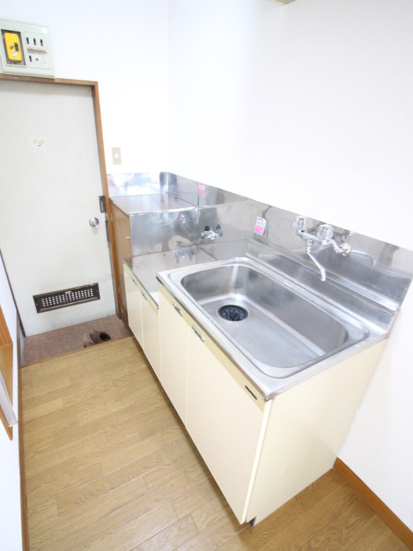 キッチン メゾン弦巻