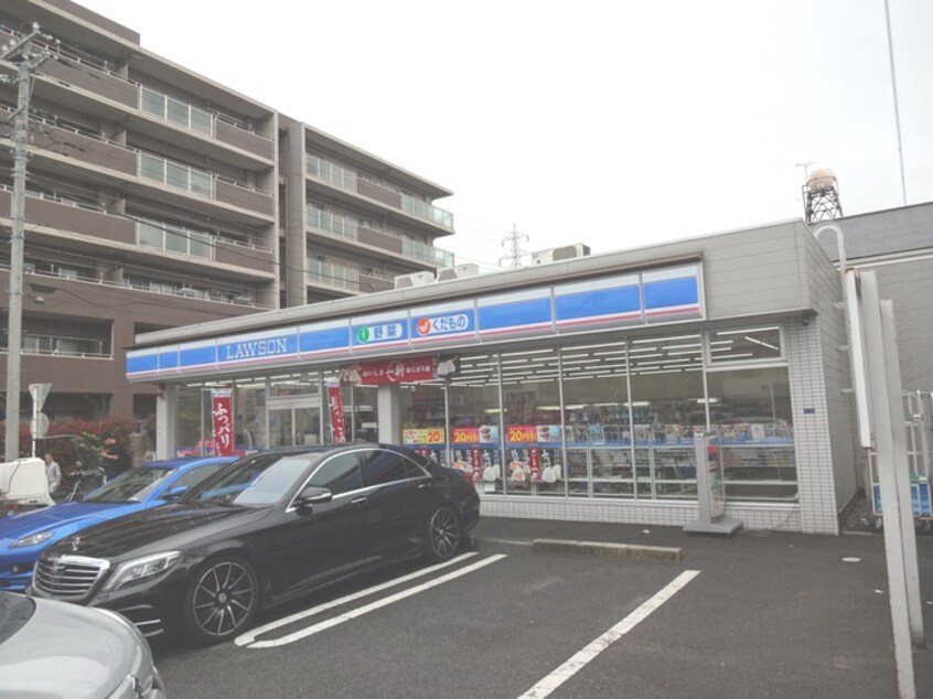 ローソン(コンビニ)まで500m ガイア小倉台２号館