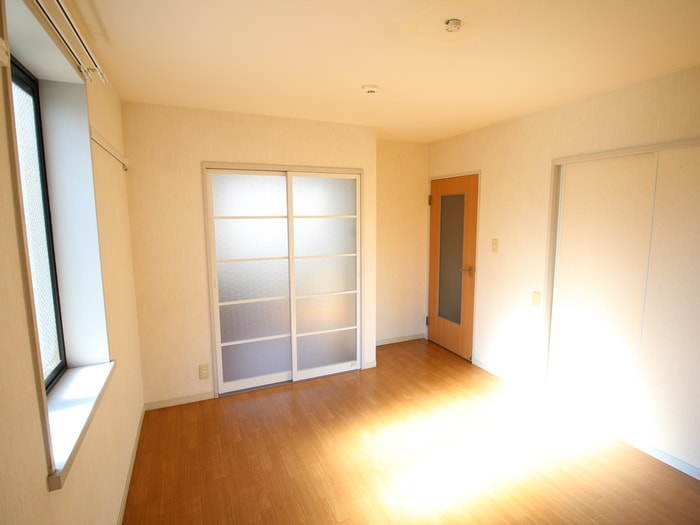 居室 サウス・ドミ－ル