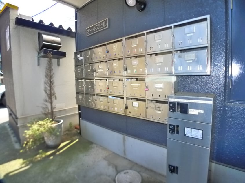 エントランス部分 オ－キスビル