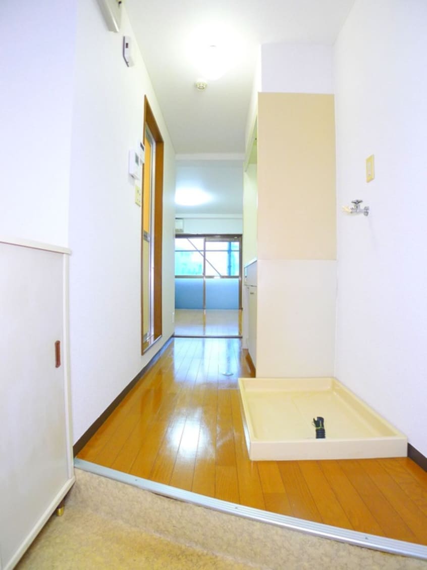 玄関 オ－キスビル