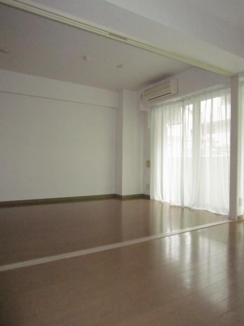 居室 Ｆｒａｇｒａｎｔ　Ｏｌｉｖｅ