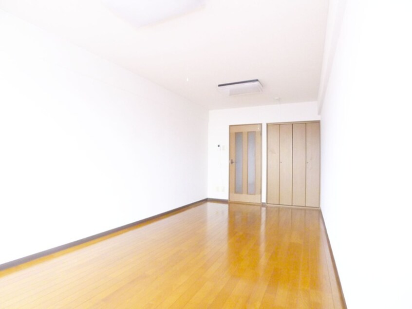 居室 新松戸ＣＳビル