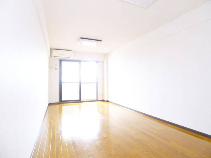 居室 新松戸ＣＳビル