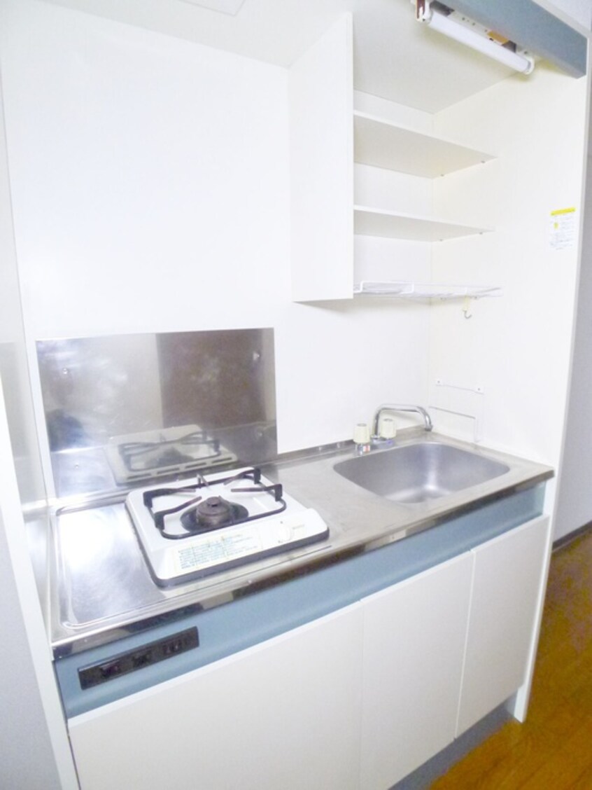 キッチン 新松戸ＣＳビル