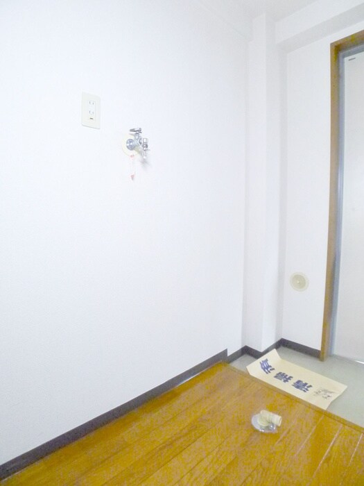 洗濯機置場 新松戸ＣＳビル