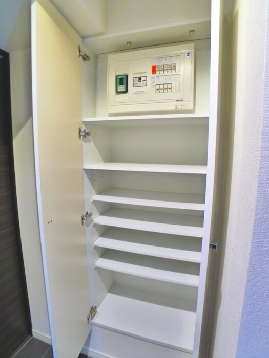 収納 グランカーサ三ノ輪