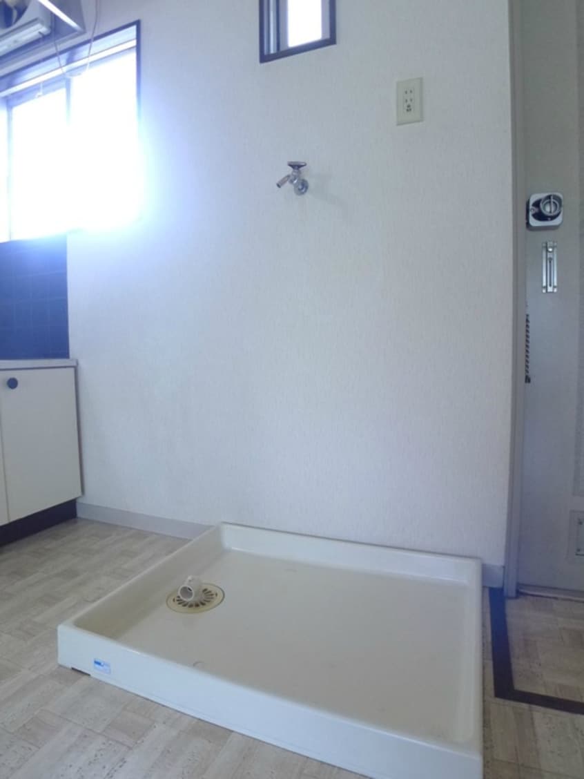 洗濯機置場 さつきコ－ポ