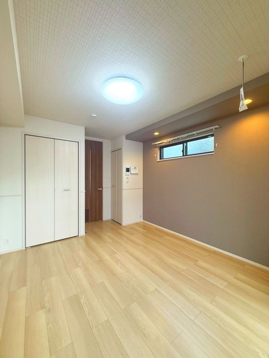 居室 レジメント岸川