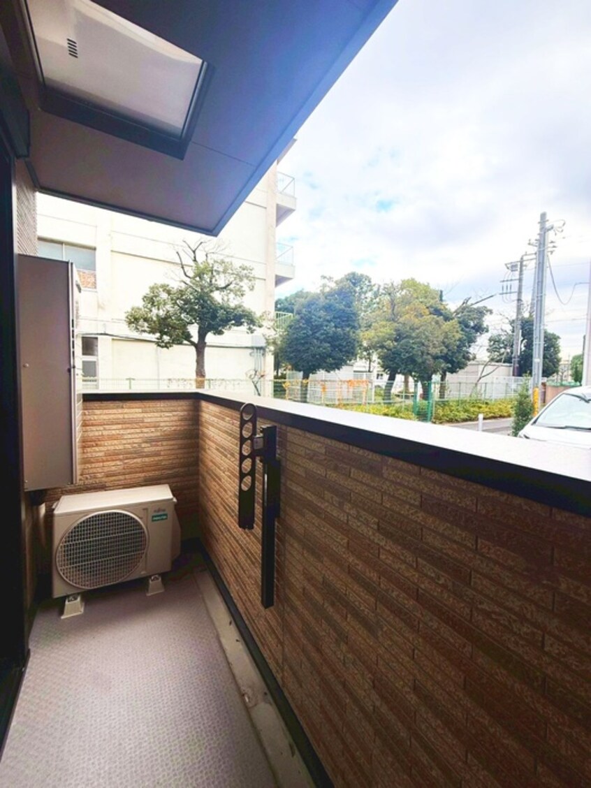 ベランダ・バルコニー レジメント岸川