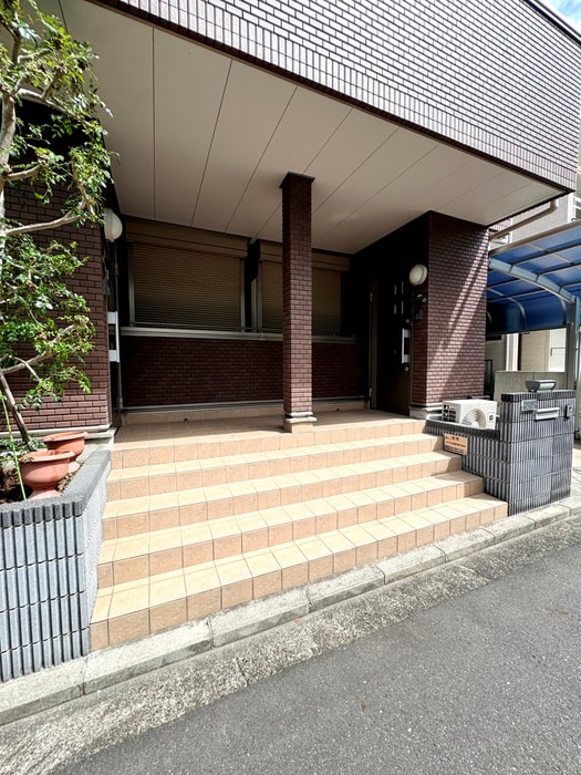 エントランス部分 リビオン