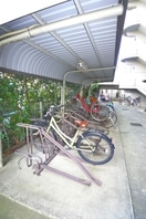 駐輪場 ファミリーフジ２