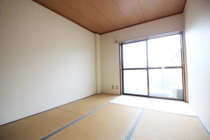 居室 ロイヤルマンション平岡