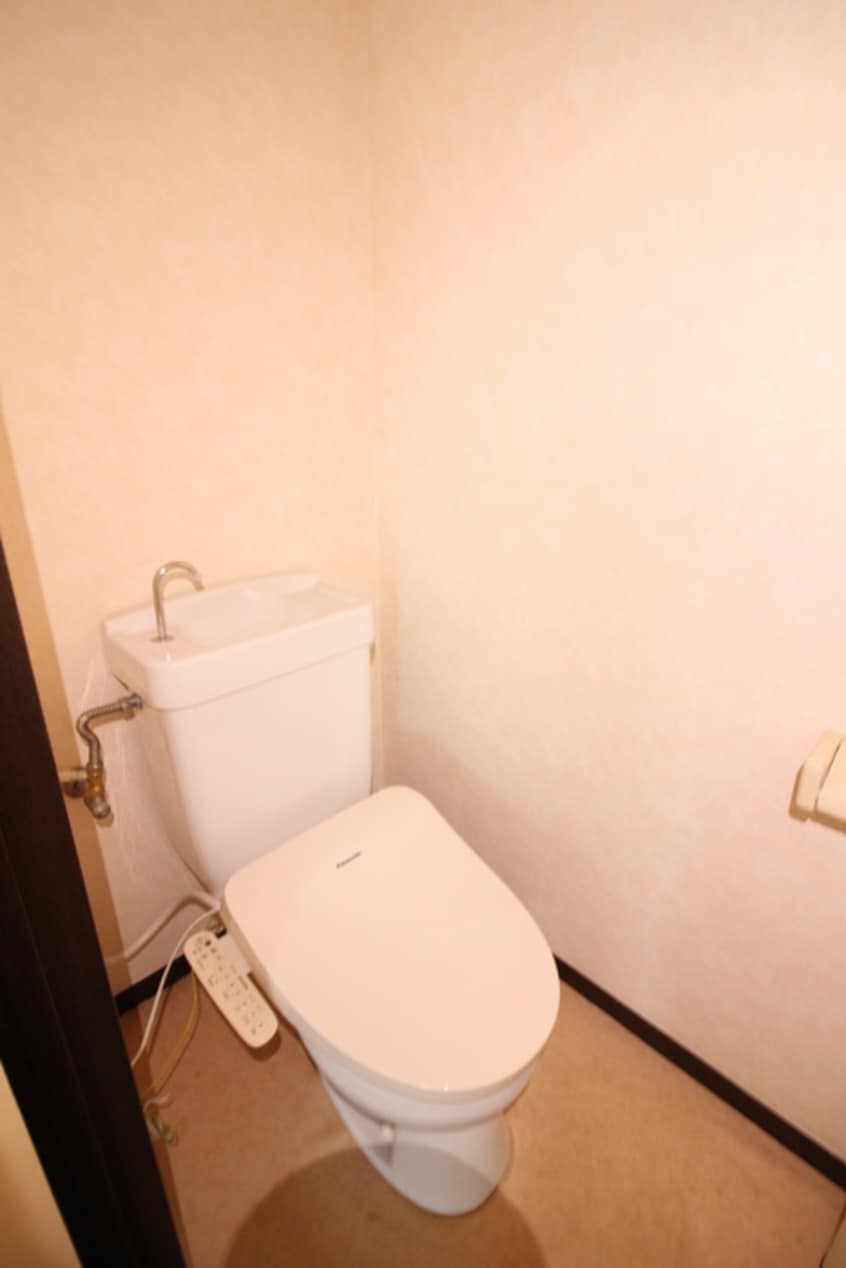 トイレ ロイヤルマンション平岡