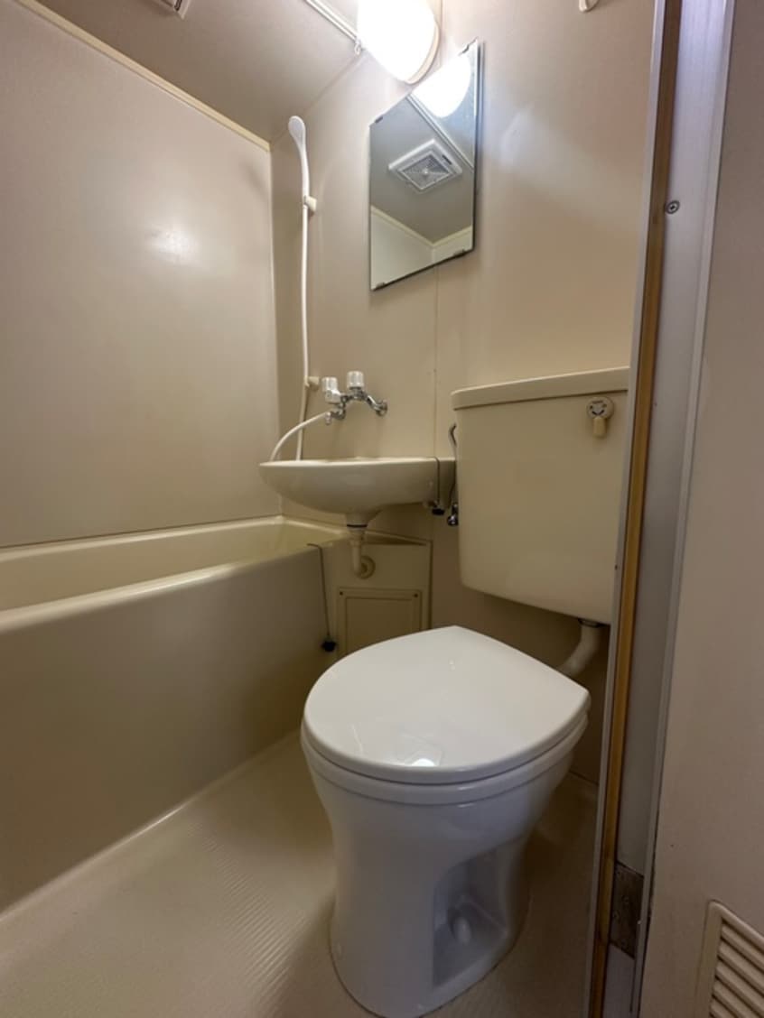 トイレ 第二　三益荘