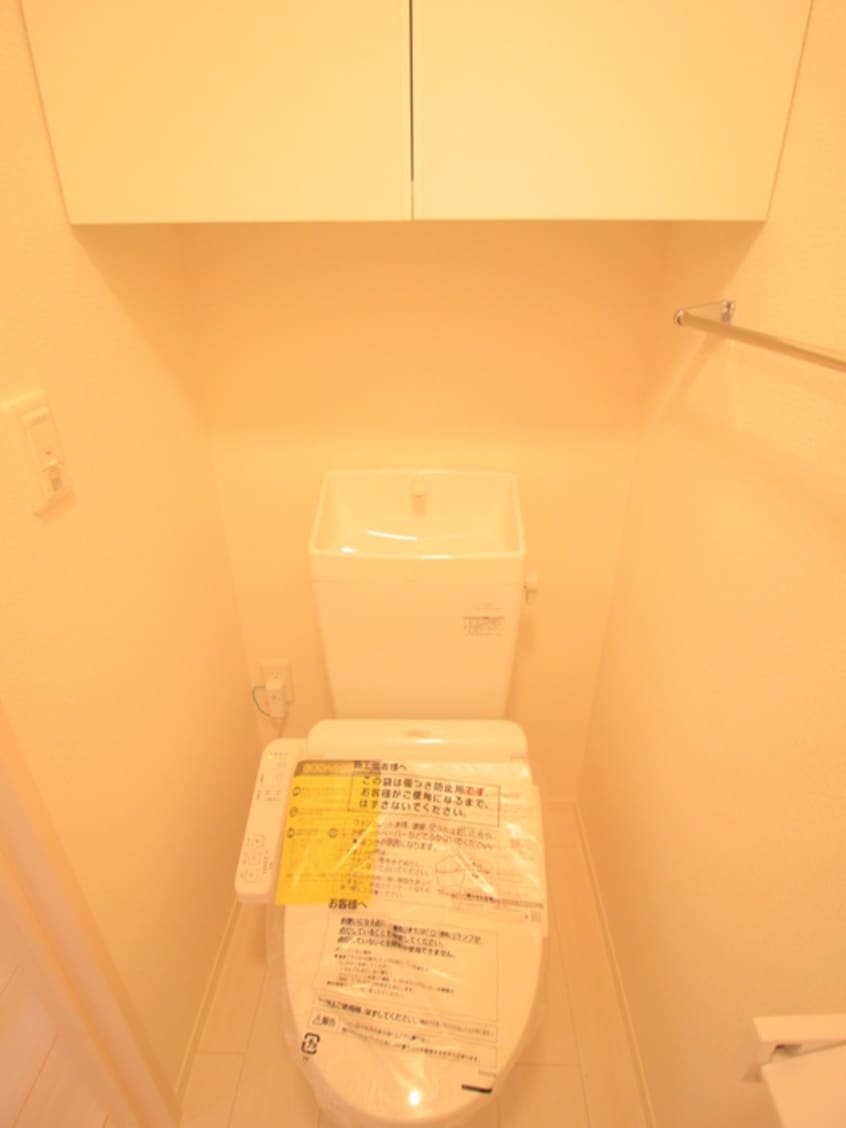 トイレ セレスティア西台B