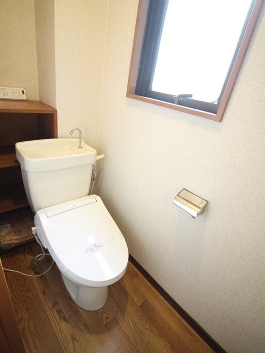 トイレ 康成ビル