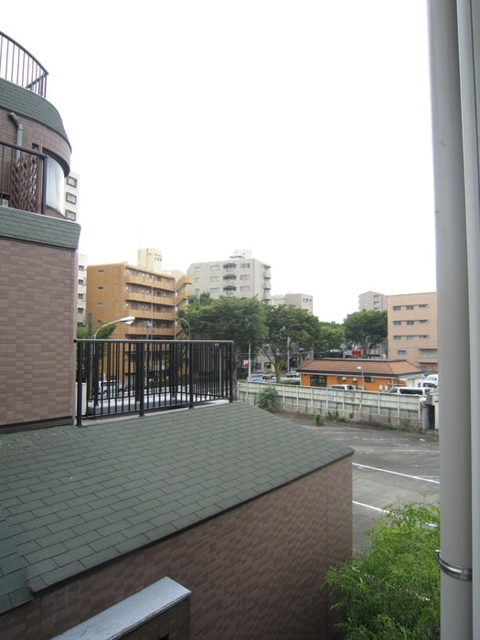 室内からの展望 GARDEN COURT KAMIKITAZAWA