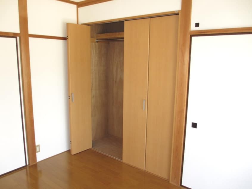 収納 小西ハイツ