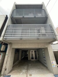 サクラ・クレア