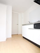 廊下 メルサンディ