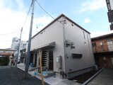 メイ　シェノン