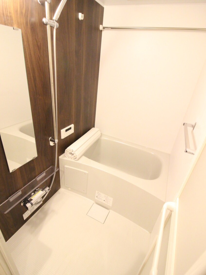 バス／シャワールーム等 メイ　シェノン