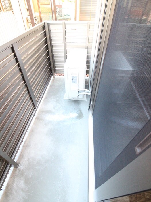 ベランダ・バルコニー メイ　シェノン